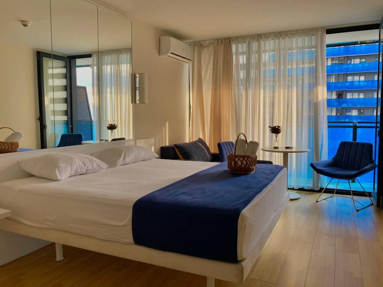 Orbi City Aparthotel 바투미 외부 사진