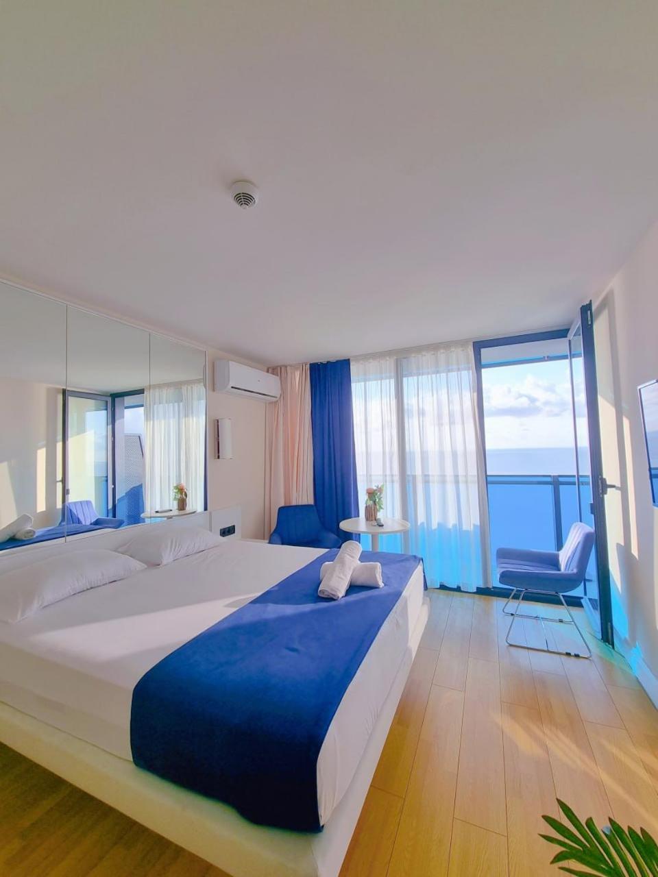 Orbi City Aparthotel 바투미 외부 사진