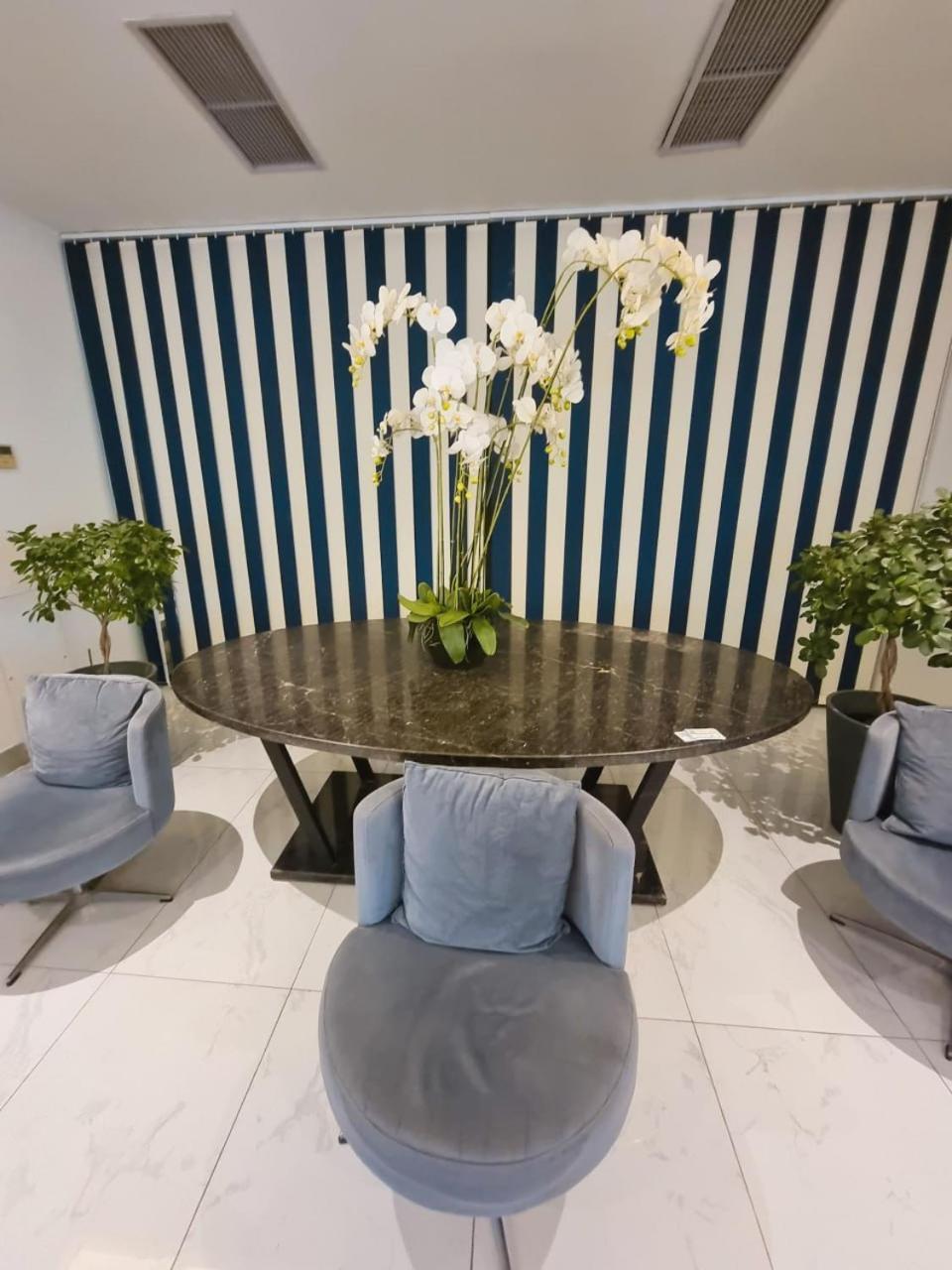 Orbi City Aparthotel 바투미 외부 사진